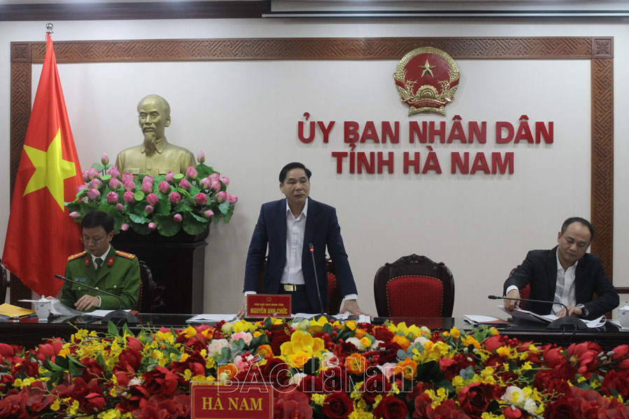 UBND tỉnh nghe báo cáo công tác chuẩn bị tổ chức các hoạt động mừng Đảng, mừng Xuân