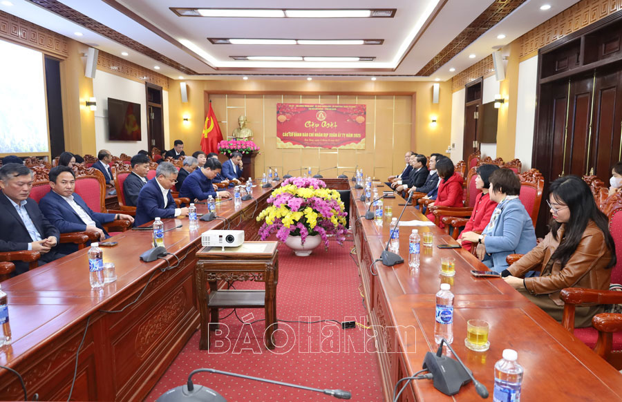 Thị xã Kim Bảng gặp mặt các cơ quan báo chí nhân dịp Xuân mới