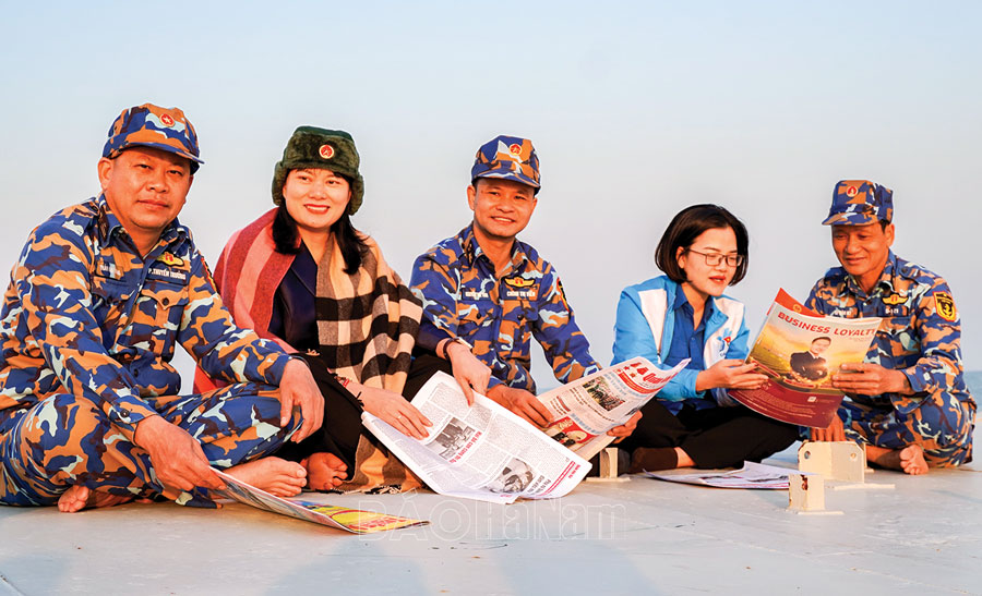 Mùa Xuân trên biển trời Đông Bắc Tổ quốc