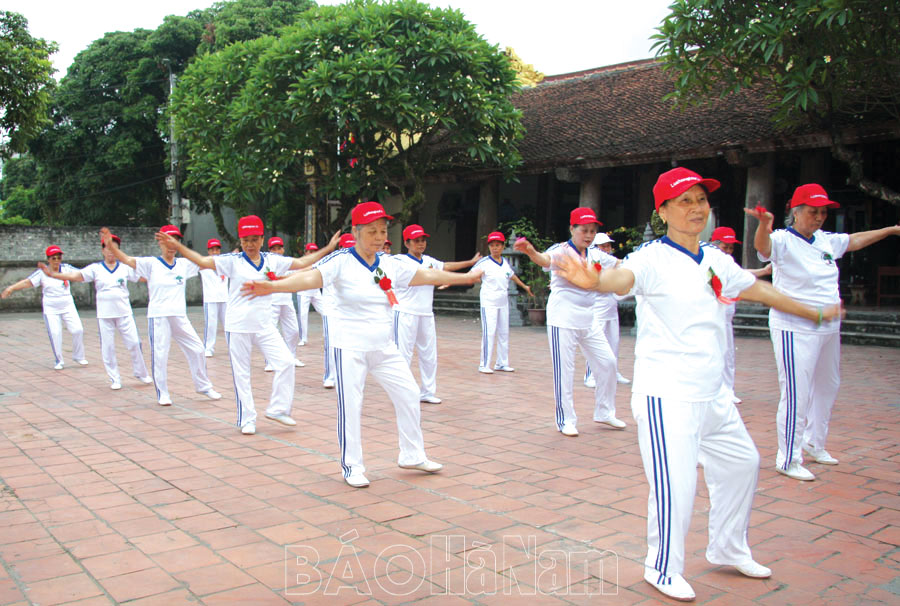 Phát huy vai trò của người cao tuổi tham gia chuyển đổi số, chuyển đổi xanh, khởi nghiệp và tạo việc làm