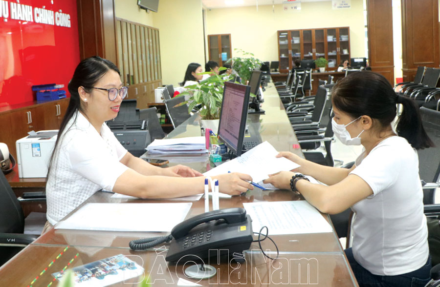 Cắt giảm TTHC, cải thiện môi trường kinh doanh, thúc đẩy phát triển kinh tế - xã hội