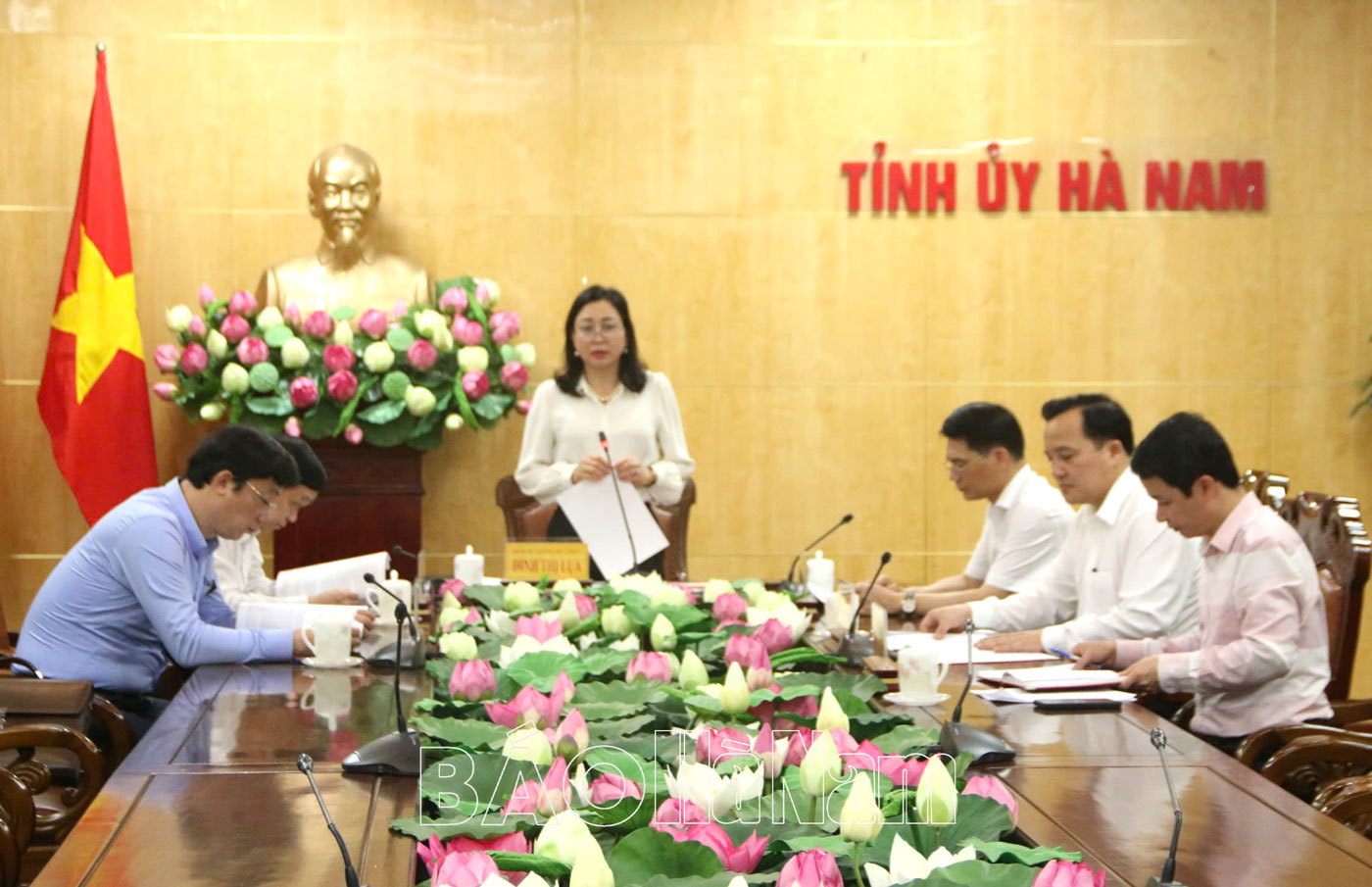 Giao ban Thường trực Tỉnh ủy với lãnh đạo các cơ quan chuyên trách tham mưu, giúp việc Tỉnh ủy