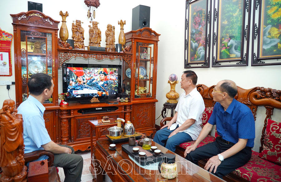 Hân hoan, tự hào mừng ngày Thống nhất đất nước