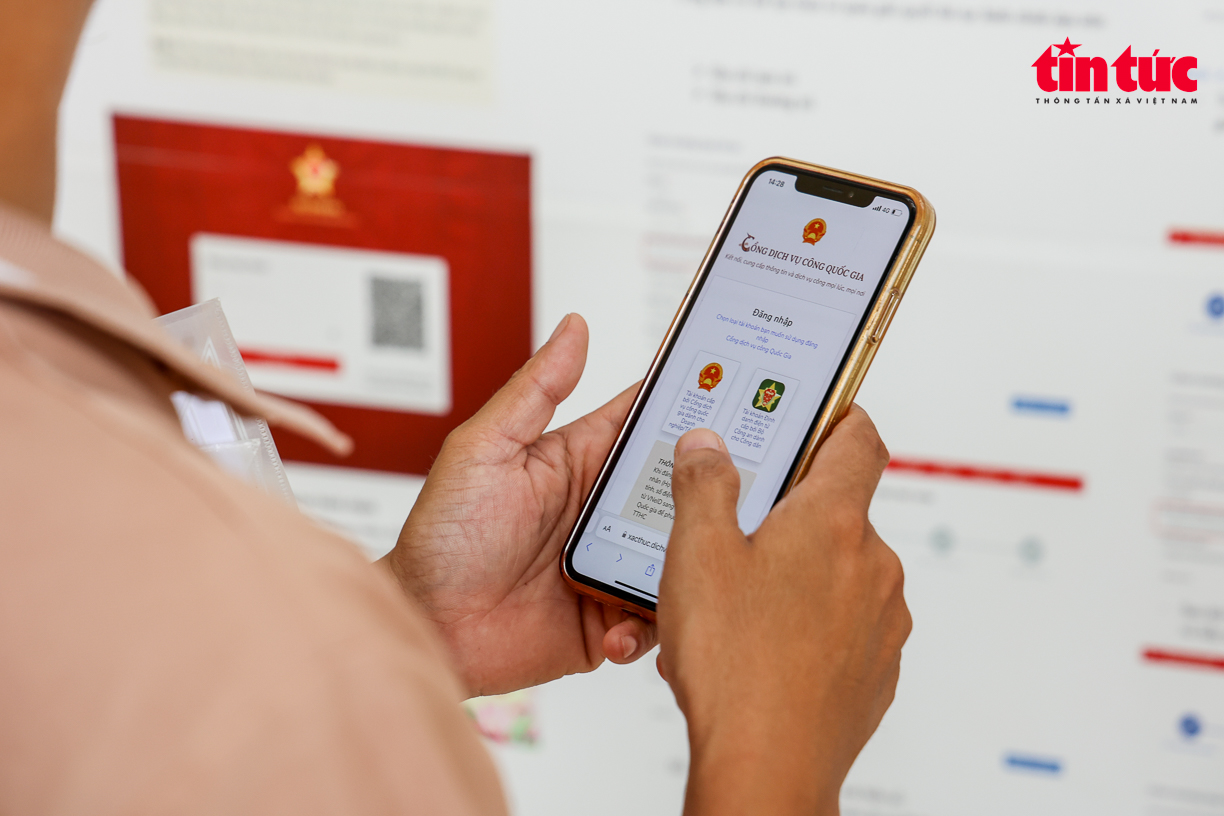 Hướng dẫn lấy ý kiến nhân dân về sửa đổi Hiến pháp năm 2013 trên VneID