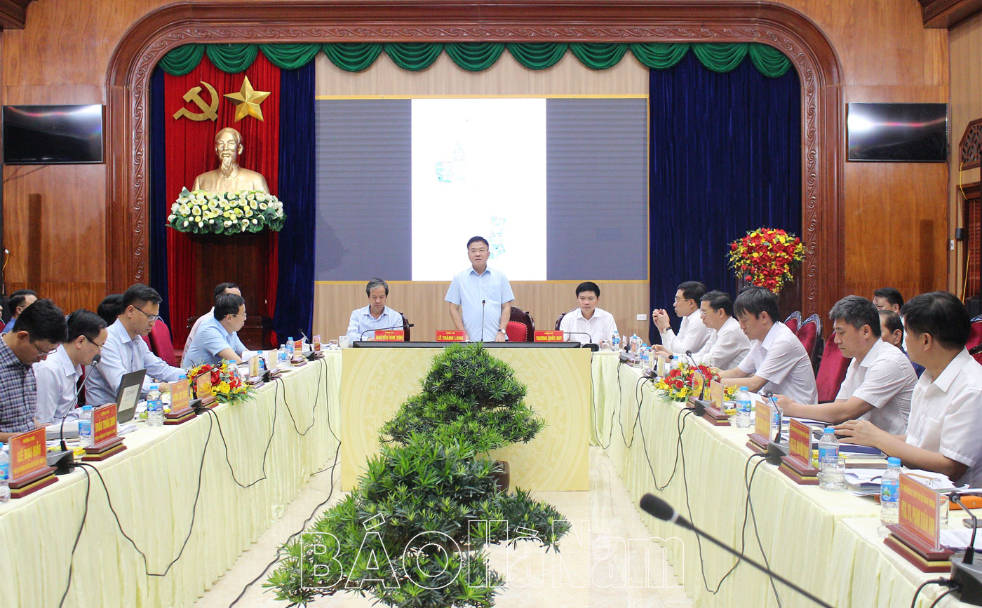 Phó Thủ tướng Lê Thành Long làm việc với UBND tỉnh về triển khai thực hiện Đề án Xây dựng Khu Đại học Nam Cao