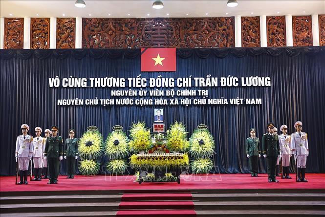Lễ Quốc tang nguyên Chủ tịch nước Trần Đức Lương
