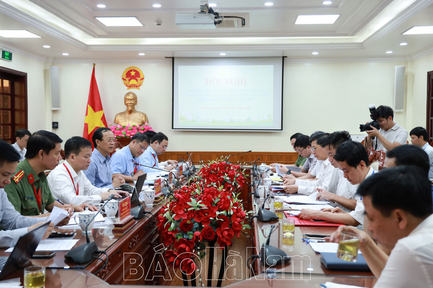 Thứ trưởng Thường trực Bộ Giáo dục và Đào tạo Phạm Ngọc Thưởng làm việc với tỉnh Hà Nam