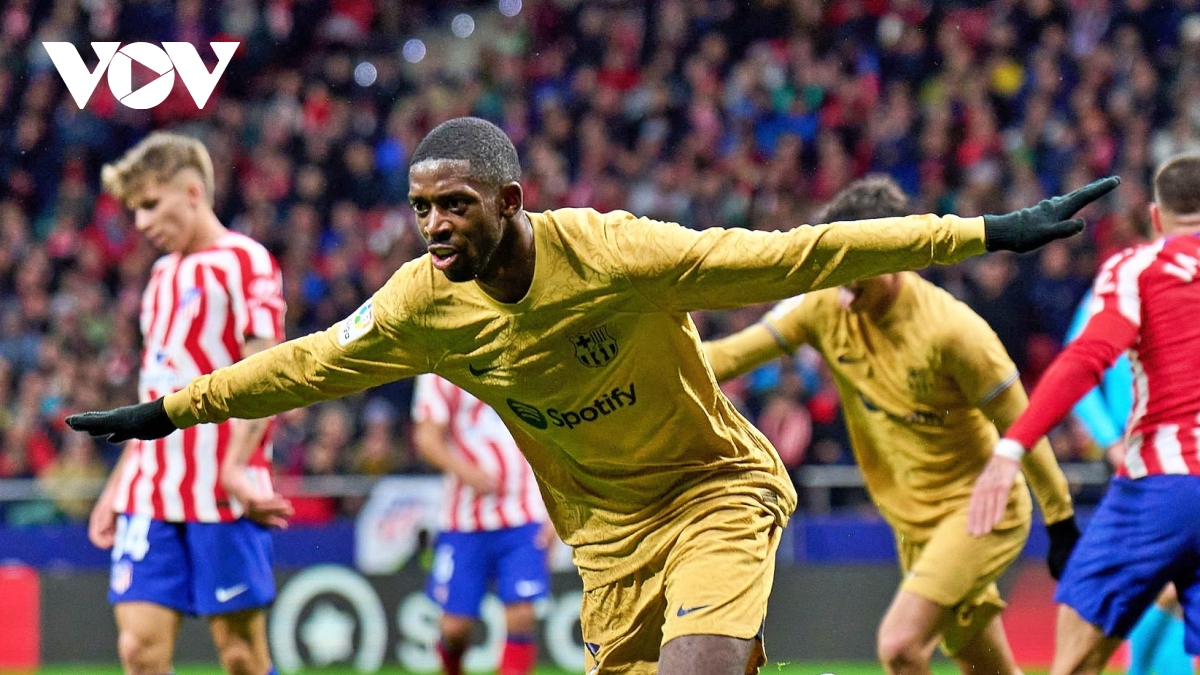 Atletico Madrid 0-1 Barca: Savic và Torres đánh nhau và cái kết đắng