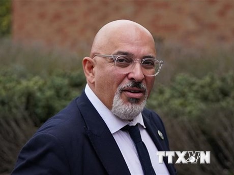 Thủ tướng Anh sa thải Chủ tịch đảng Bảo thủ vì bê bối thuế