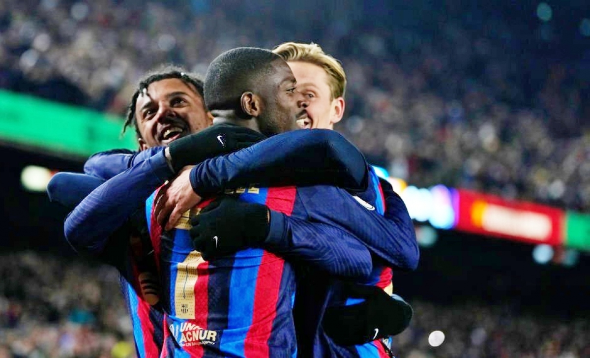 Kết quả bóng đá hôm nay 26/1: Barca nhọc nhằn thắng Real Sociedad