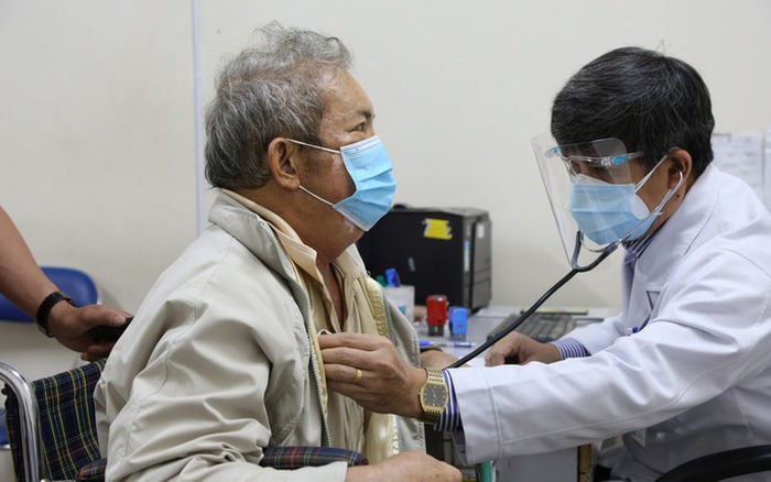 Từ ngày 15-2, một số trường hợp mắc bệnh nặng được hưởng bảo hiểm xã hội một lần