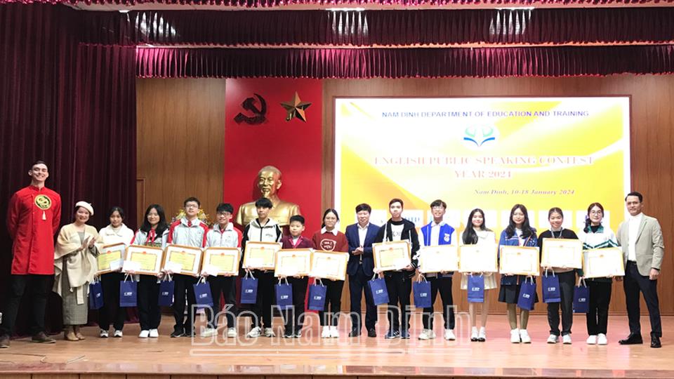 227 học sinh đoạt giải tại Hội thi Hùng biện Tiếng Anh cấp tỉnh năm học 2023-2024