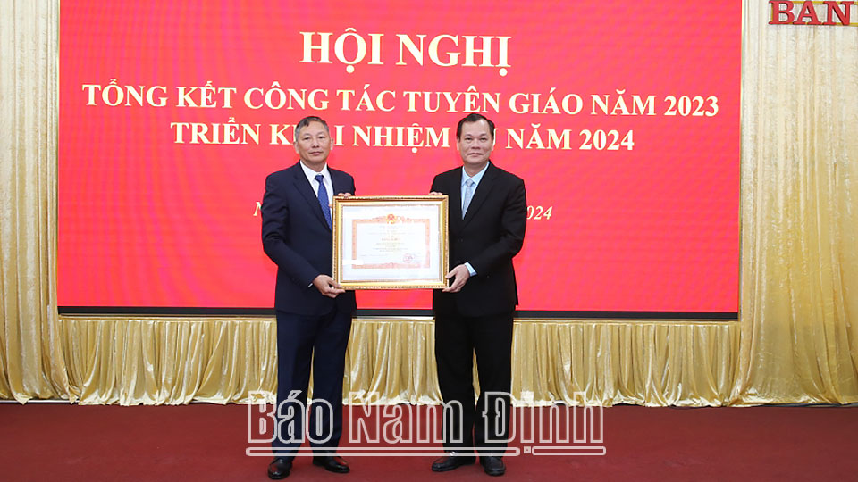 Tiếp tục đổi mới nội dung, phương thức hoạt động công tác Tuyên giáo