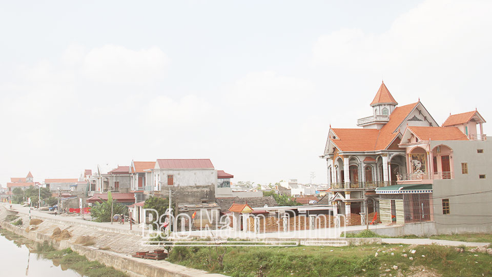 Đảng bộ huyện Nghĩa Hưng chú trọng công tác xây dựng Đảng