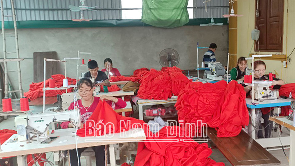 Phụ nữ Yên Cườnggiúp nhau phát triển kinh tế