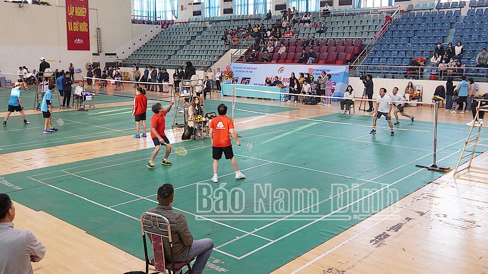 Giải cầu lông kỷ niệm 70 năm Ngày Thầy thuốc Việt Nam