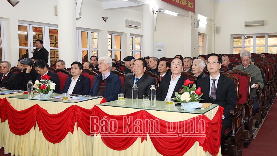 Thành phố Nam Định gặp mặt các đồng chí nguyên lãnh đạo tỉnh và thành phố