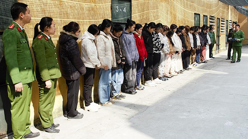 Chiến công đầu năm 2025: Triệt phá đường dây “Lừa đảo, chiếm đoạt tài sản” qua gọi điện tư vấn, bán thuốc giả