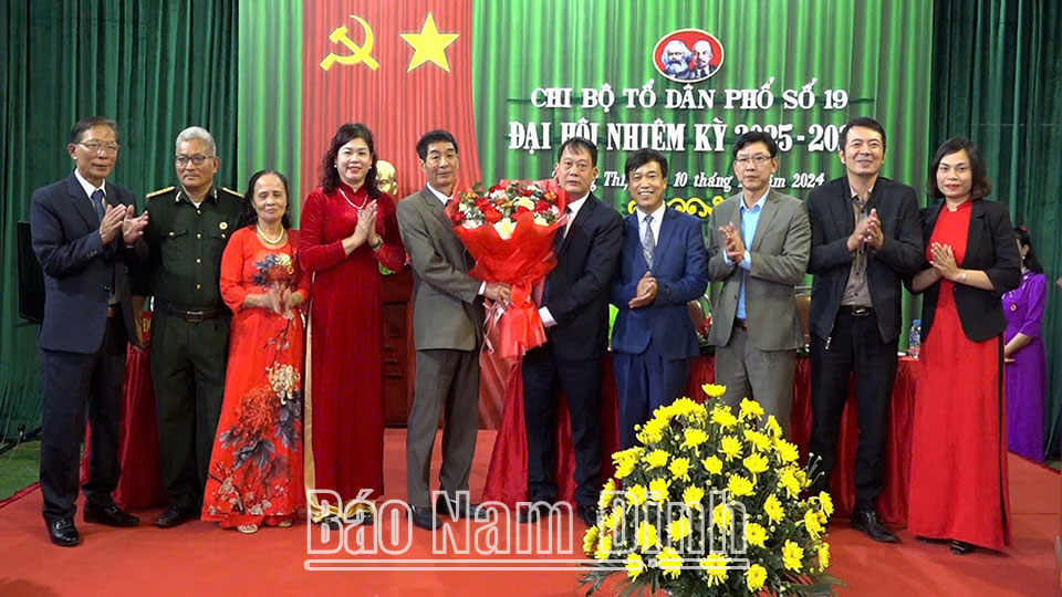 Gần 70% chi bộ trực thuộc đảng uỷ cơ sở ở Đảng bộ thành phố Nam Định đã tiến hành đại hội nhiệm kỳ mới