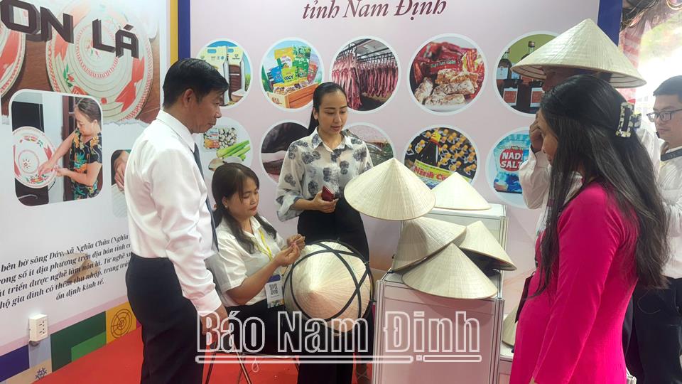 Đẩy mạnh chuyển đổi sốtrong xúc tiến thương mại