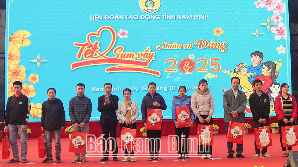 Chung tay chăm lo Tếtcho đối tượng chính sách, người yếu thế