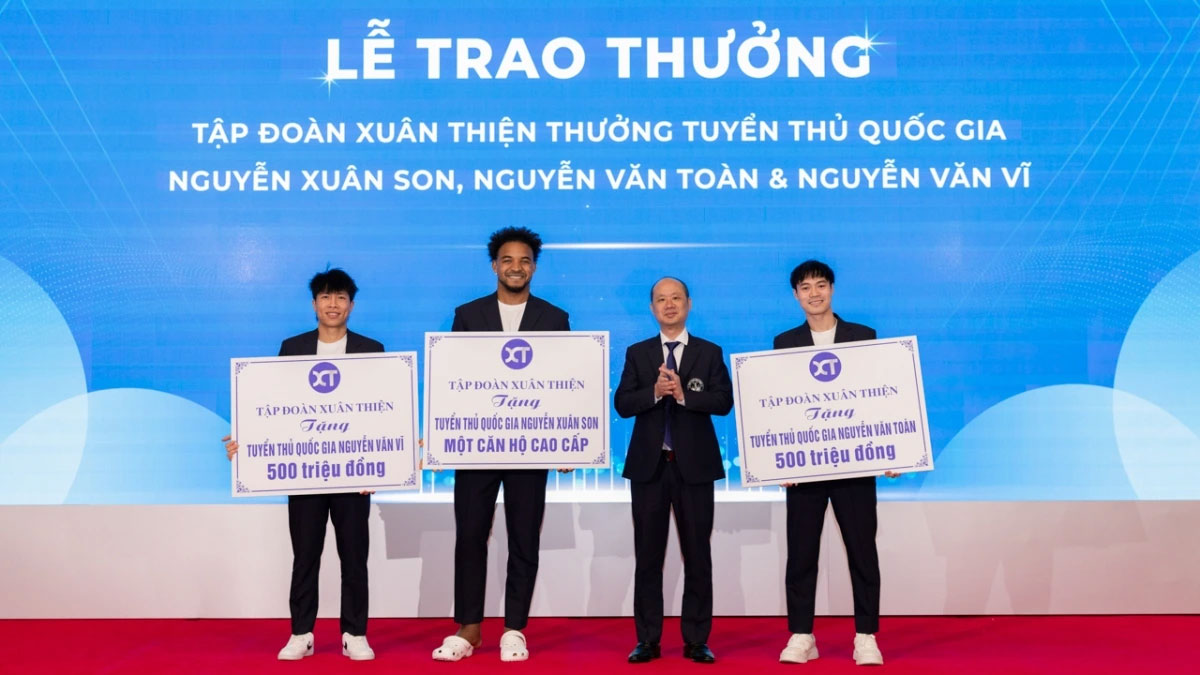 Xuân Son nhận tin cực vui trong ngày đầu xuân Ất Tỵ 2025