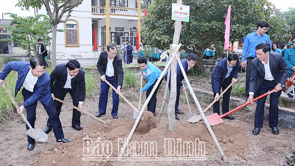 Tỉnh Đoàn phát động Tết trồng cây đầu Xuân Quý Mão