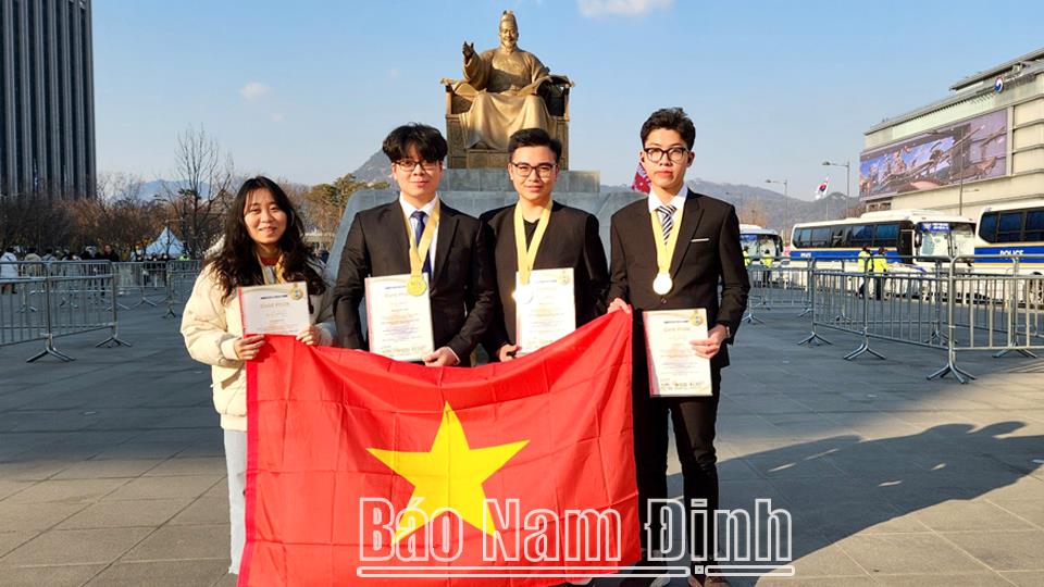 Học sinh Trường THPT chuyên Lê Hồng Phong đoạt Huy chương Vàng Olympic Phát minh và Sáng tạo Thế giới WICO năm 2023