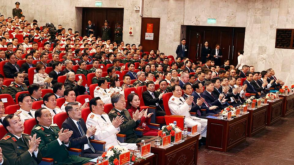 Kỷ niệm 70 năm Ngày thành lập lực lượng Cảnh vệ Công an nhân dân