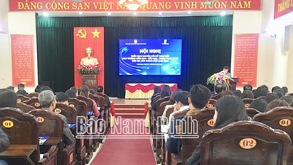Thực hiện chuyển đổi số toàn diện trong các trường học trên địa bàn thành phố Nam Định