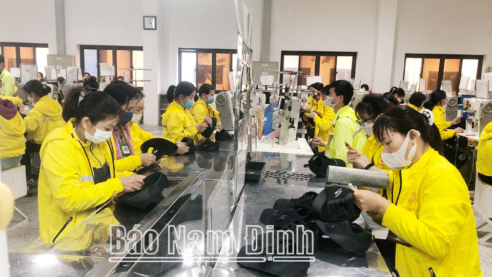 Liên đoàn Lao động huyện Hải Hậu quan tâm chăm lo đời sống công nhân, viên chức, lao động