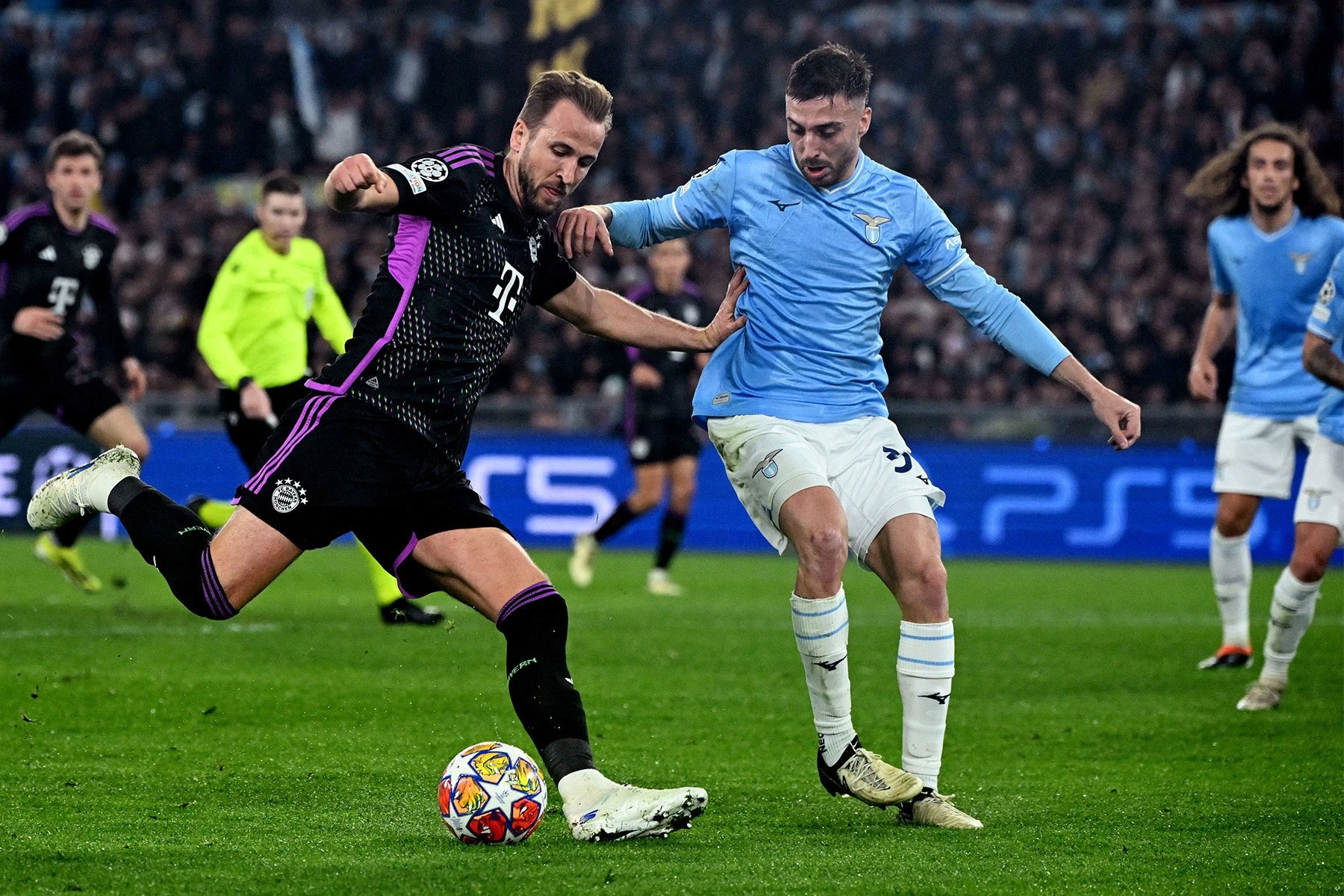 Chuyện gì đang xảy ra với Bayern Munich