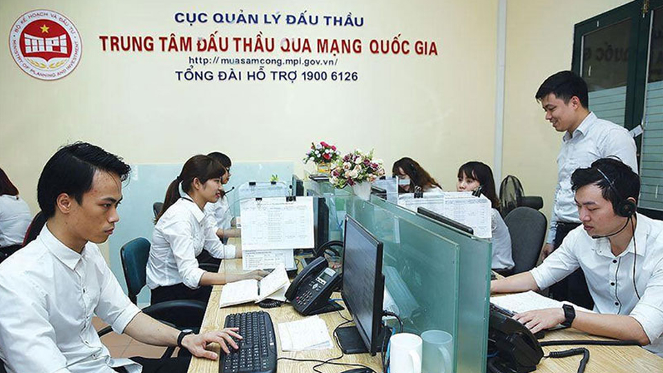Đơn giản hóa thủ tục tạo điều kiện thuận lợi cho đấu thầu qua mạng