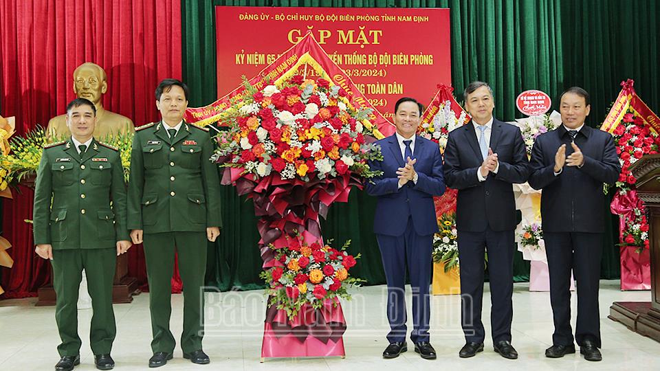 Gặp mặt kỷ niệm 65 năm Ngày truyền thống Bộ đội Biên phòng