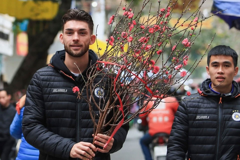 Tết của những 'ông Tây' ở V.League