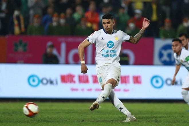 Hendrio: 'Nếu có cầu thủ nhập tịch, tuyển Việt Nam sẽ mạnh hơn'