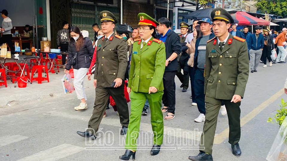 Công an tỉnh triển khai phương án bảo đảm an ninh trật tự chợ Viềng Xuân
