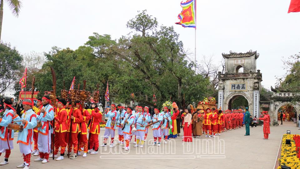 Nhiều hoạt động, nghi lễ đặc sắc trong Lễ hội Khai ấn Đền Trần Xuân Ất Tỵ năm 2025