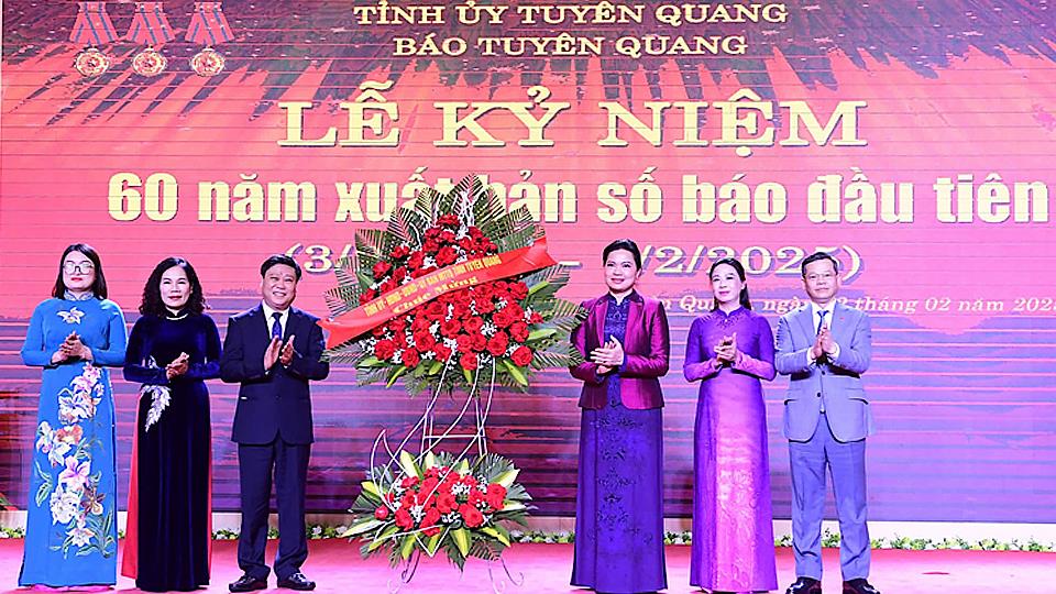 Báo Tuyên Quang kỷ niệm 60 năm xuất bản số báo đầu tiên