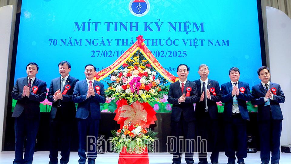 Tổ chức trang trọng lễ kỷ niệm 70 năm Ngày Thầy thuốc Việt Nam