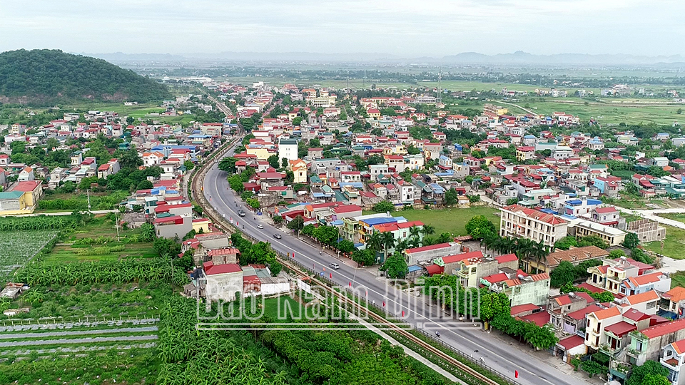 Công nhận các xã: Trung Thành, Cộng Hòa và Hiển Khánh đạt chuẩn nông thôn mới kiểu mẫu