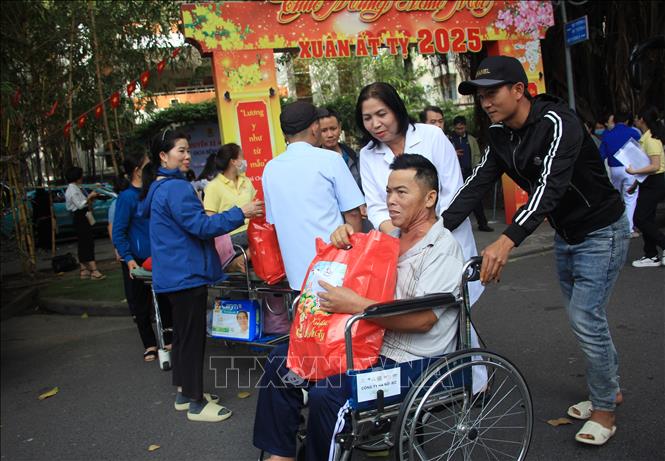 Các đối tượng yếu thế được chăm lo đầy đủ dịp Tết