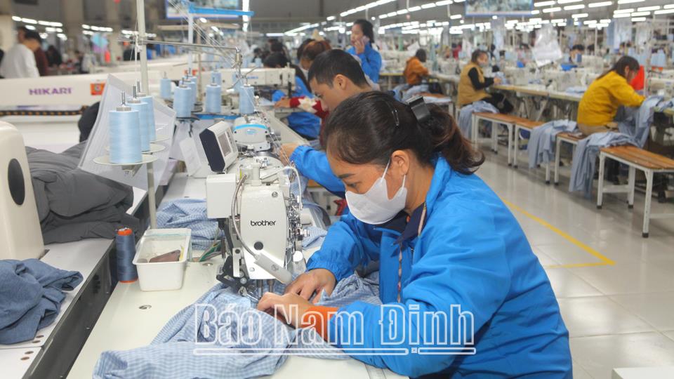 Nam Tiến cán đíchxã nông thôn mới kiểu mẫu