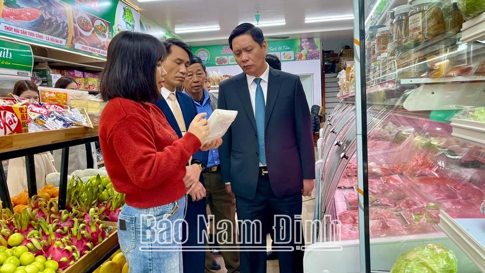 Hỗ trợ hợp tác xãphát triển sản xuất, kinh doanh