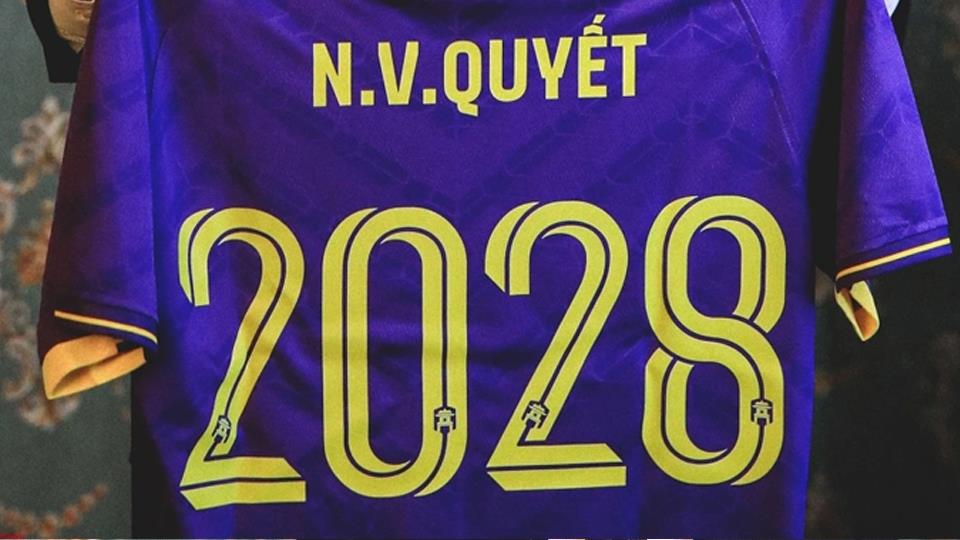 Văn Quyết chính thức gia hạn hợp đồng thêm 3 năm với Hà Nội FC