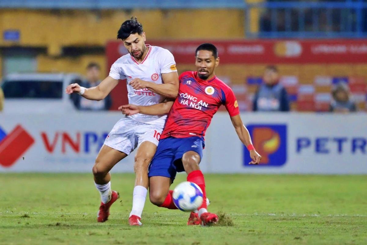 Thể Công Viettel nhận án phạt trước trận đấu với Nam Định