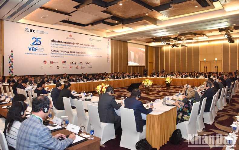 Đồng hành cùng Chính phủ Việt Nam thúc đẩy tăng trưởng xanh