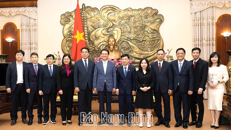 Đoàn công tác của tỉnh Jeju làm việc với tỉnh ta