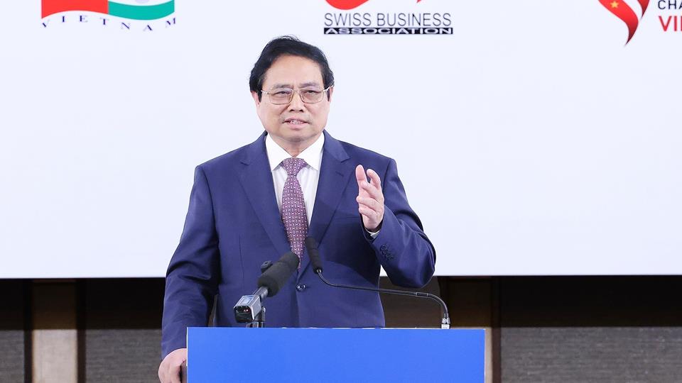 Thủ tướng: Thực hiện 3 đảm bảo, 3 đột phá, 3 tăng cường để doanh nghiệp phát triển