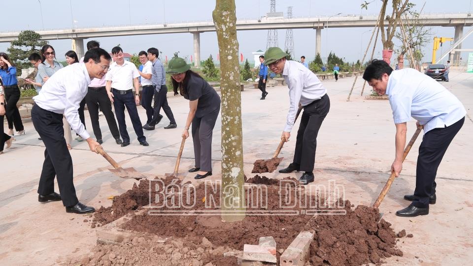 Phát động Tết trồng cây “Đời đời nhớ ơn Bác Hồ”